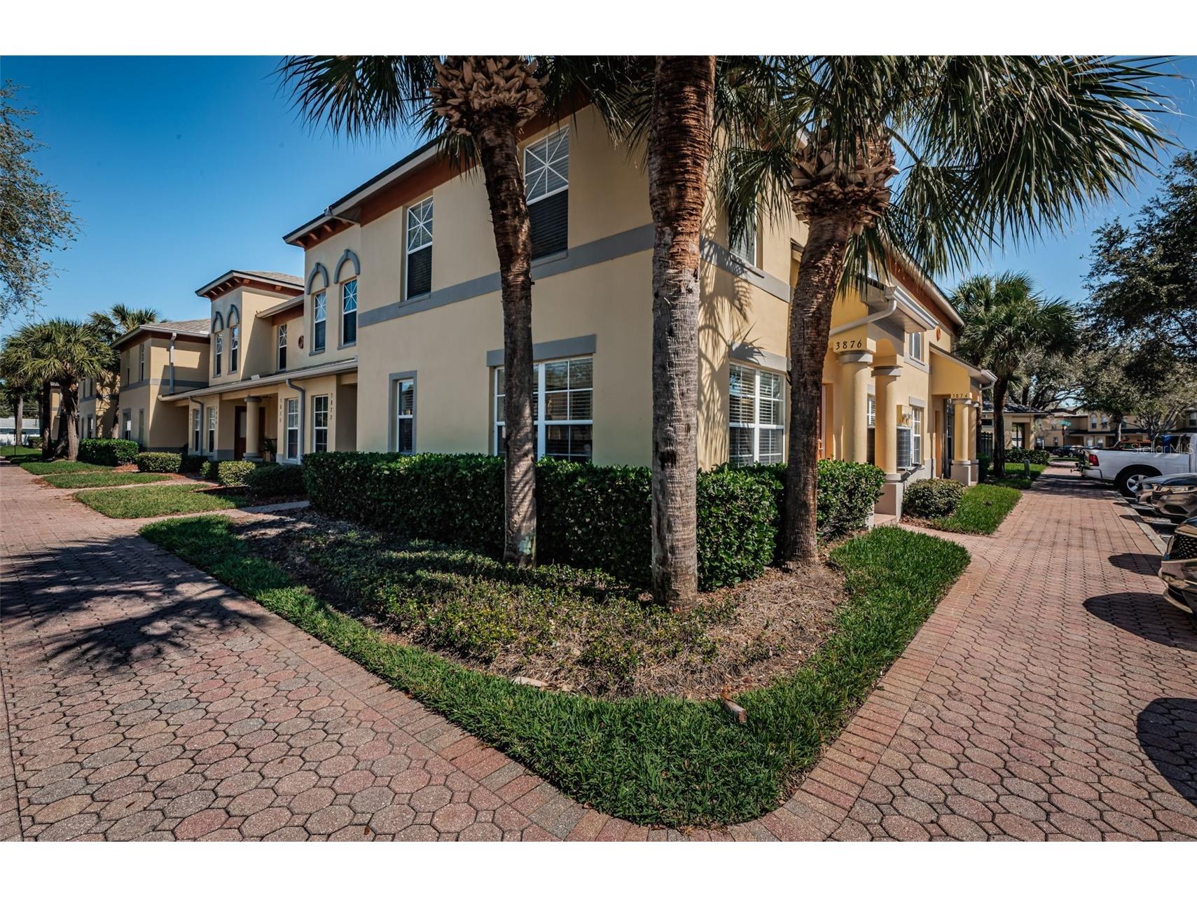 3876 Island Way Saint Petersburg FL 33705 TB8491890 image1