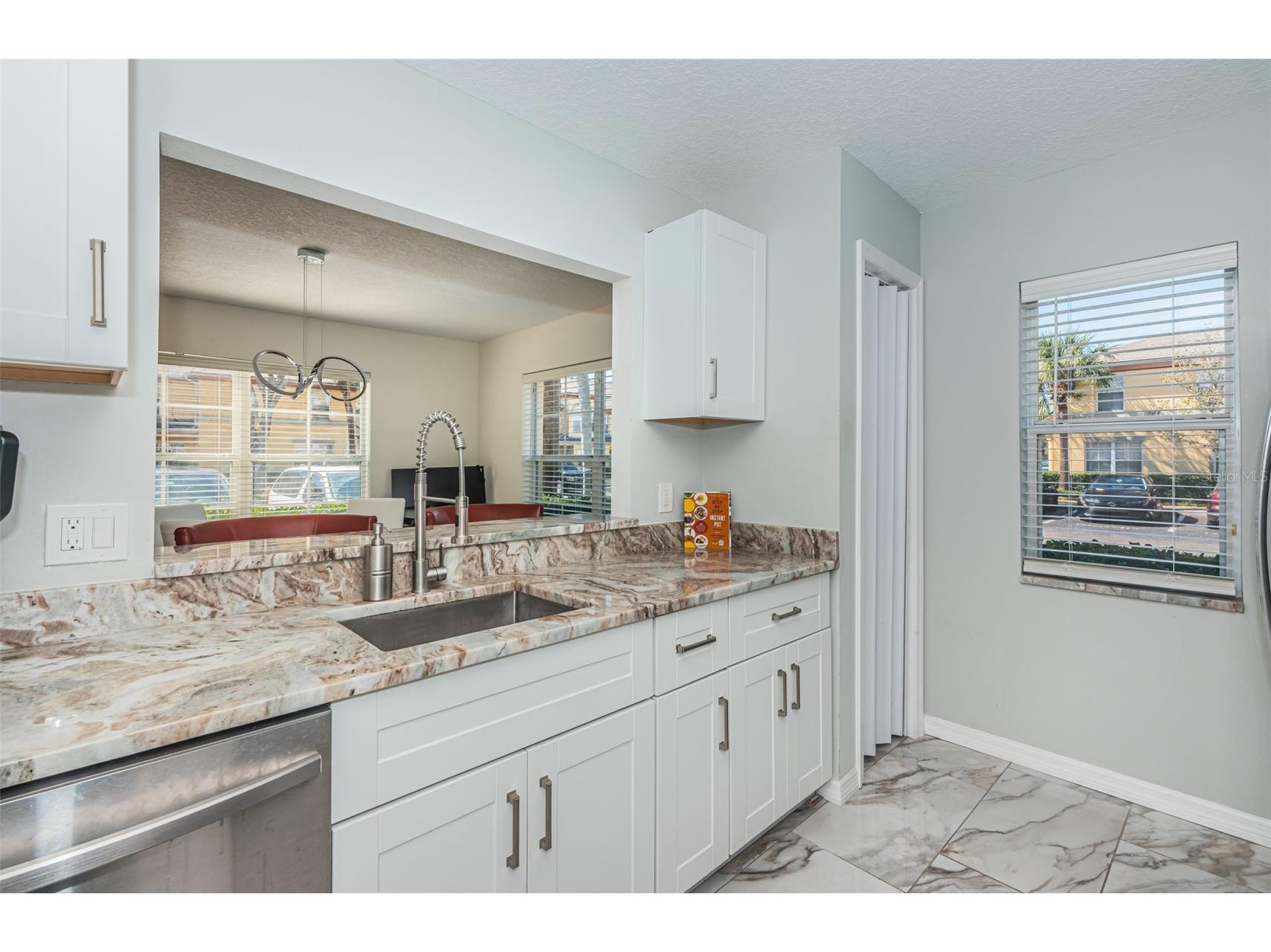 3876 Island Way Saint Petersburg FL 33705 TB8491890 image19