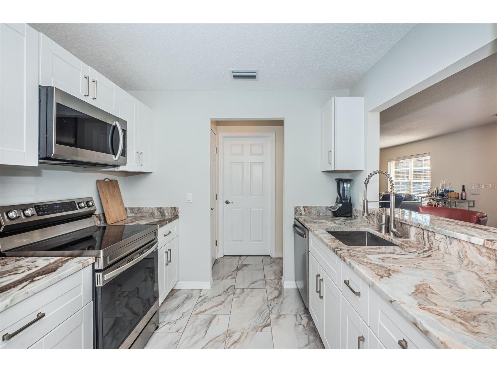 3876 Island Way Saint Petersburg FL 33705 TB8491890 image21