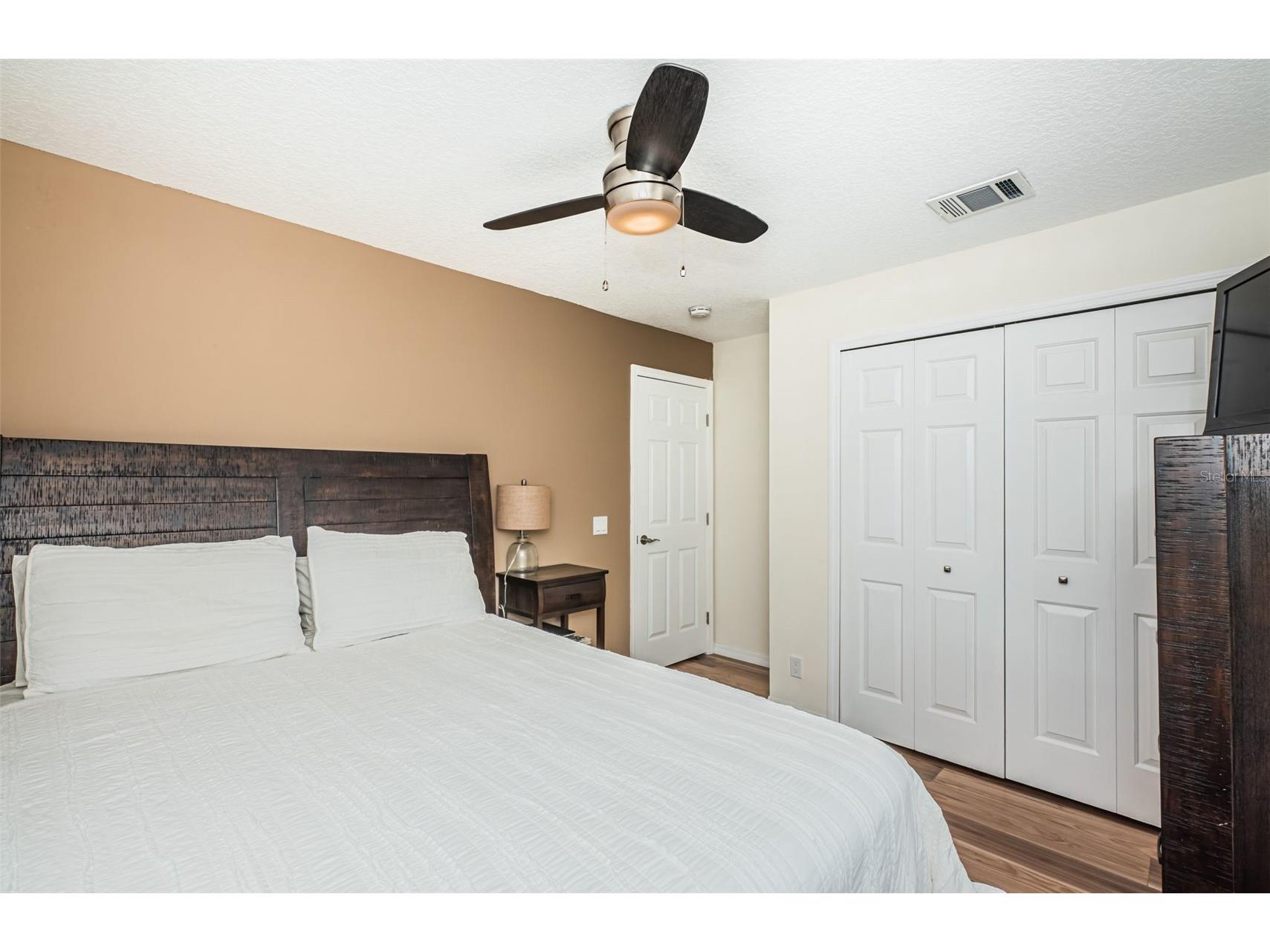 3876 Island Way Saint Petersburg FL 33705 TB8491890 image32
