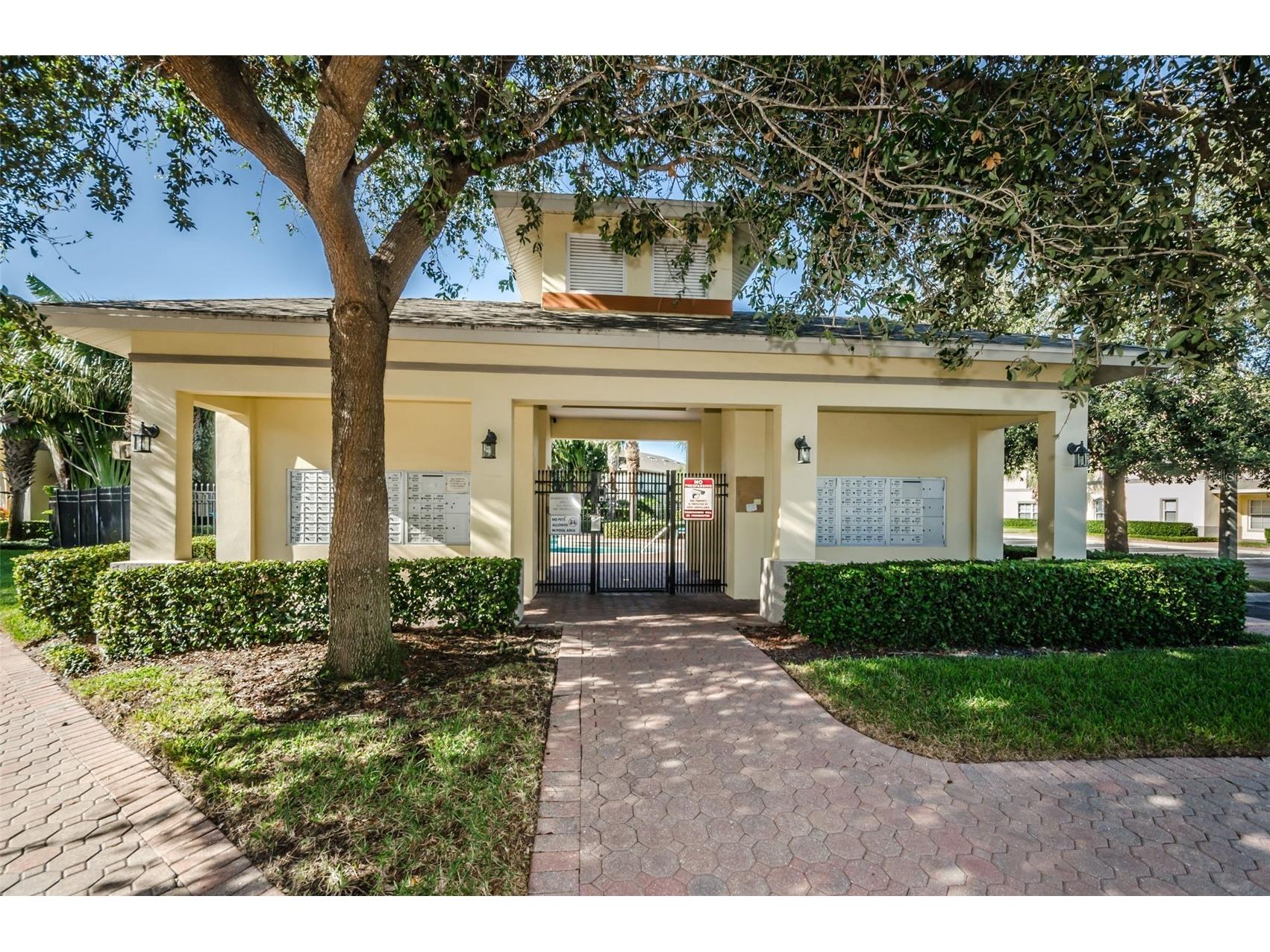 3876 Island Way Saint Petersburg FL 33705 TB8491890 image36