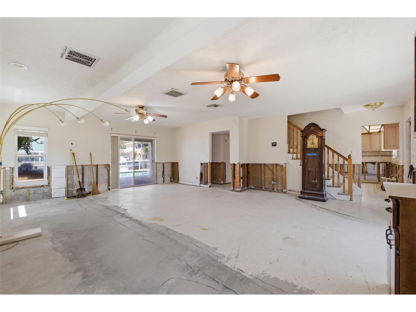 3876 Shore Acres Boulevard NE Saint Petersburg FL 33703 TB8495451 image15