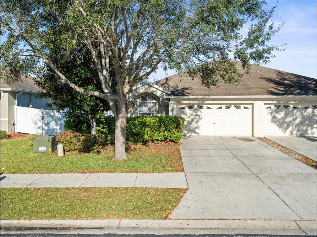 3877 Crossline Drive Spring Hill FL 34609 W7873203 image1