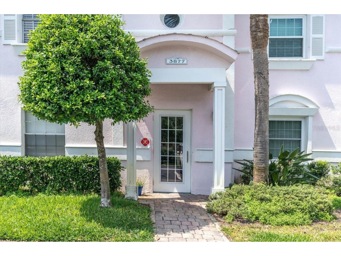 3877 Pompano Drive SE #C Saint Petersburg FL 33705 - BIG BAYOU U8196671 image1