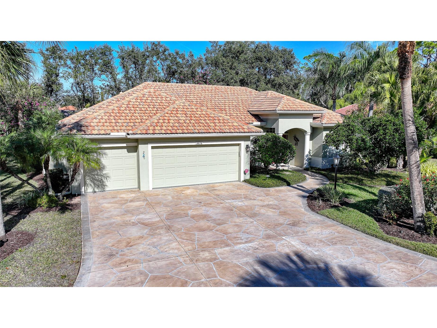 3878 Royal Hammock Boulevard Sarasota FL 34240 D6145789 image2