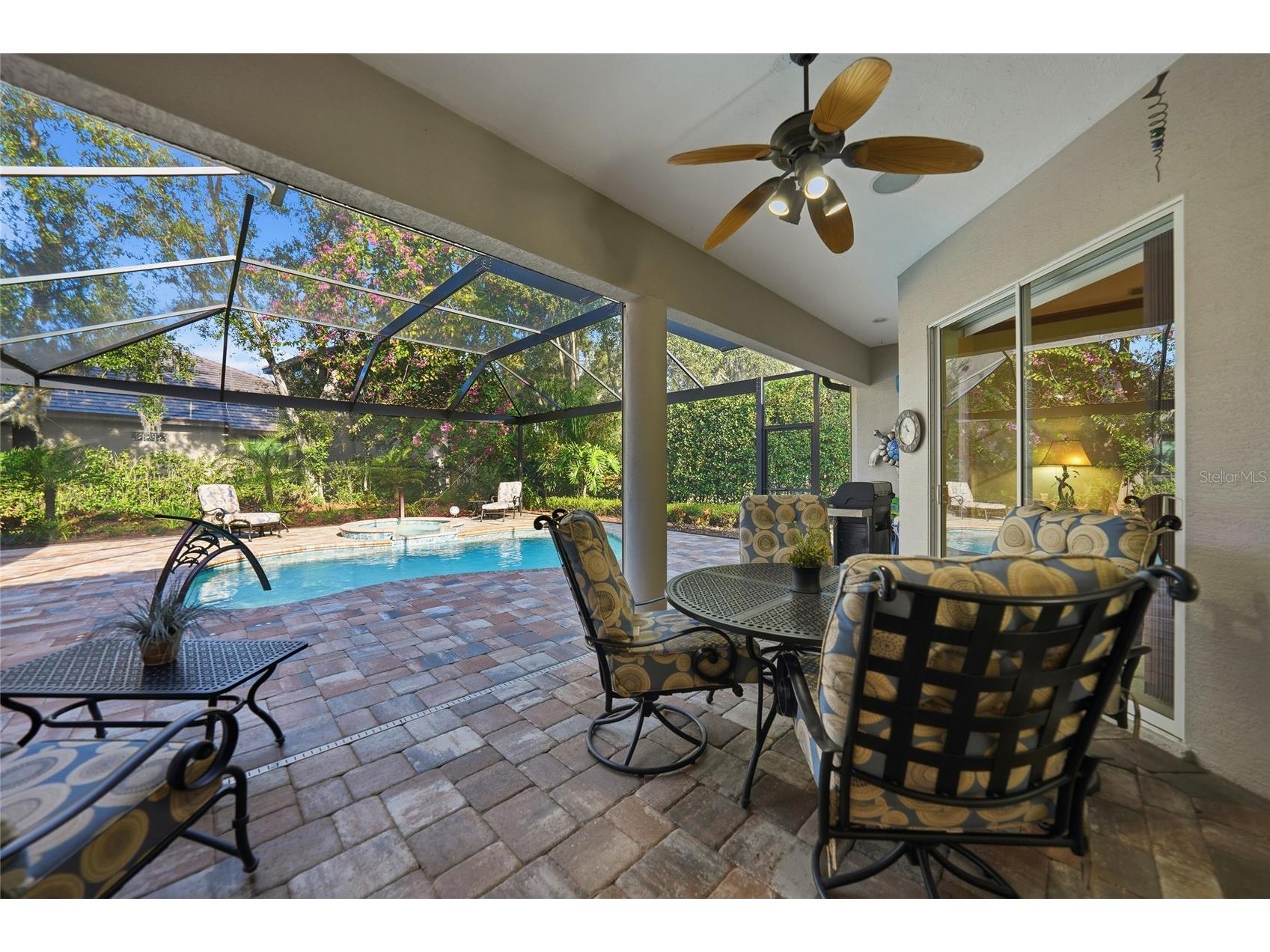 3878 Royal Hammock Boulevard Sarasota FL 34240 D6145789 image7