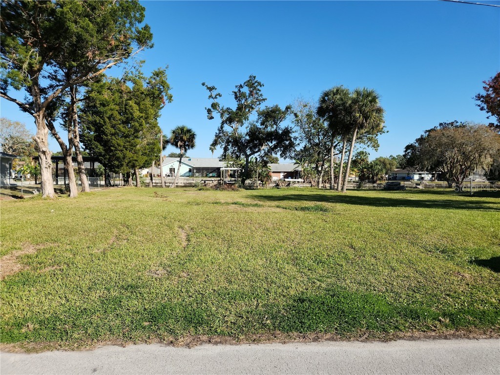 3879 N Seminole Point Crystal River FL 34428 OM690751 image2