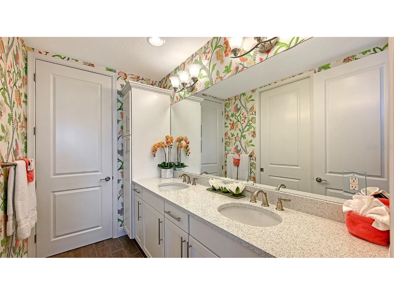 388 Aruba Circle #201 Bradenton FL 34209 A4675807 image25