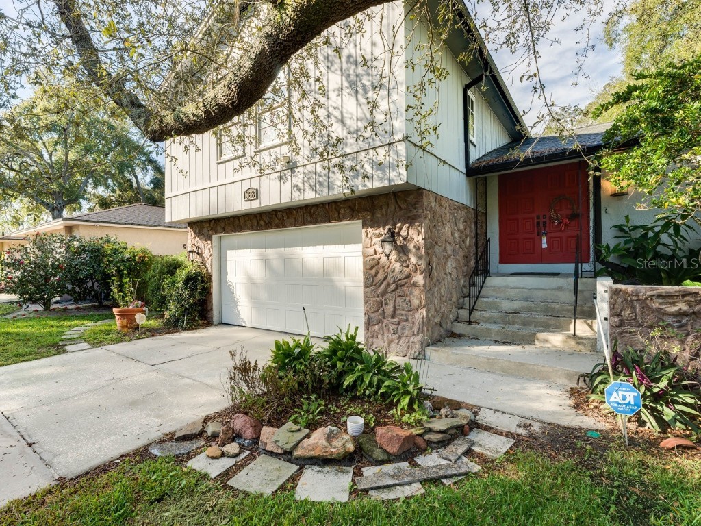 388 Beechwood Lane Altamonte Springs FL 32714 O6168360 image1