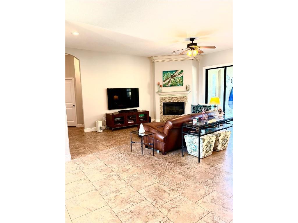 388 Hammock Oak Circle Debary FL 32713 A4673929 image5