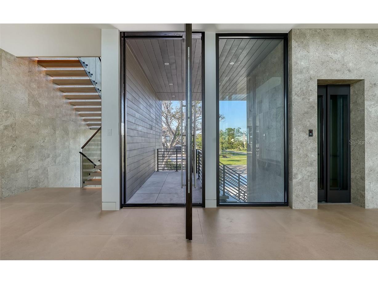 388 S Shore Drive Sarasota FL 34234 - SARASOTA BAY A4665863 image8