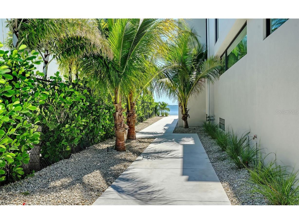 388 S Shore Drive Sarasota FL 34234 - SARASOTA BAY A4665863 image96