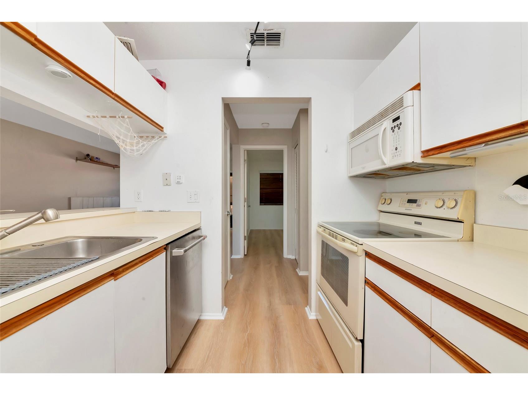 3880 59th Avenue W #4196 Bradenton FL 34210 A4668018 image12