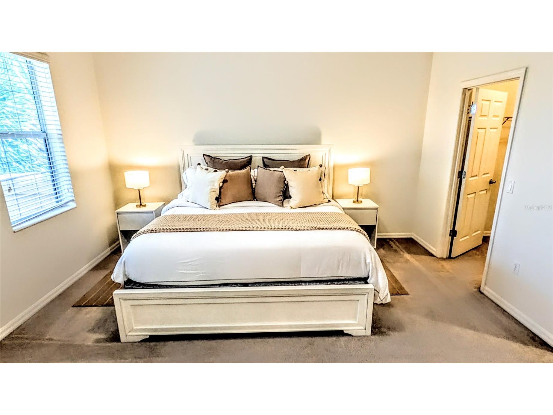 3880 82nd Avenue Circle E #101 Sarasota FL 34243 A4689510 image16