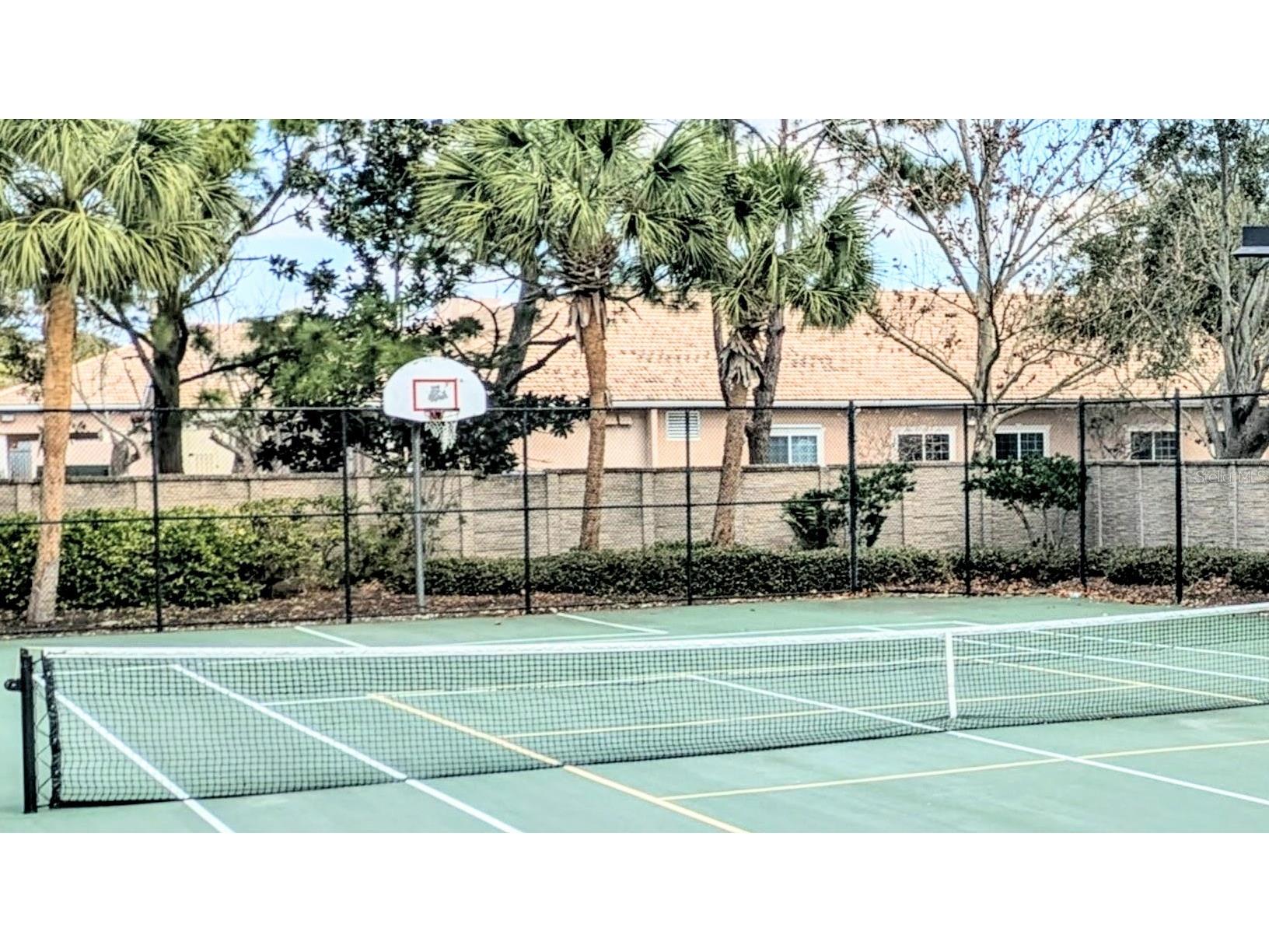 3880 82nd Avenue Circle E #101 Sarasota FL 34243 A4689510 image30