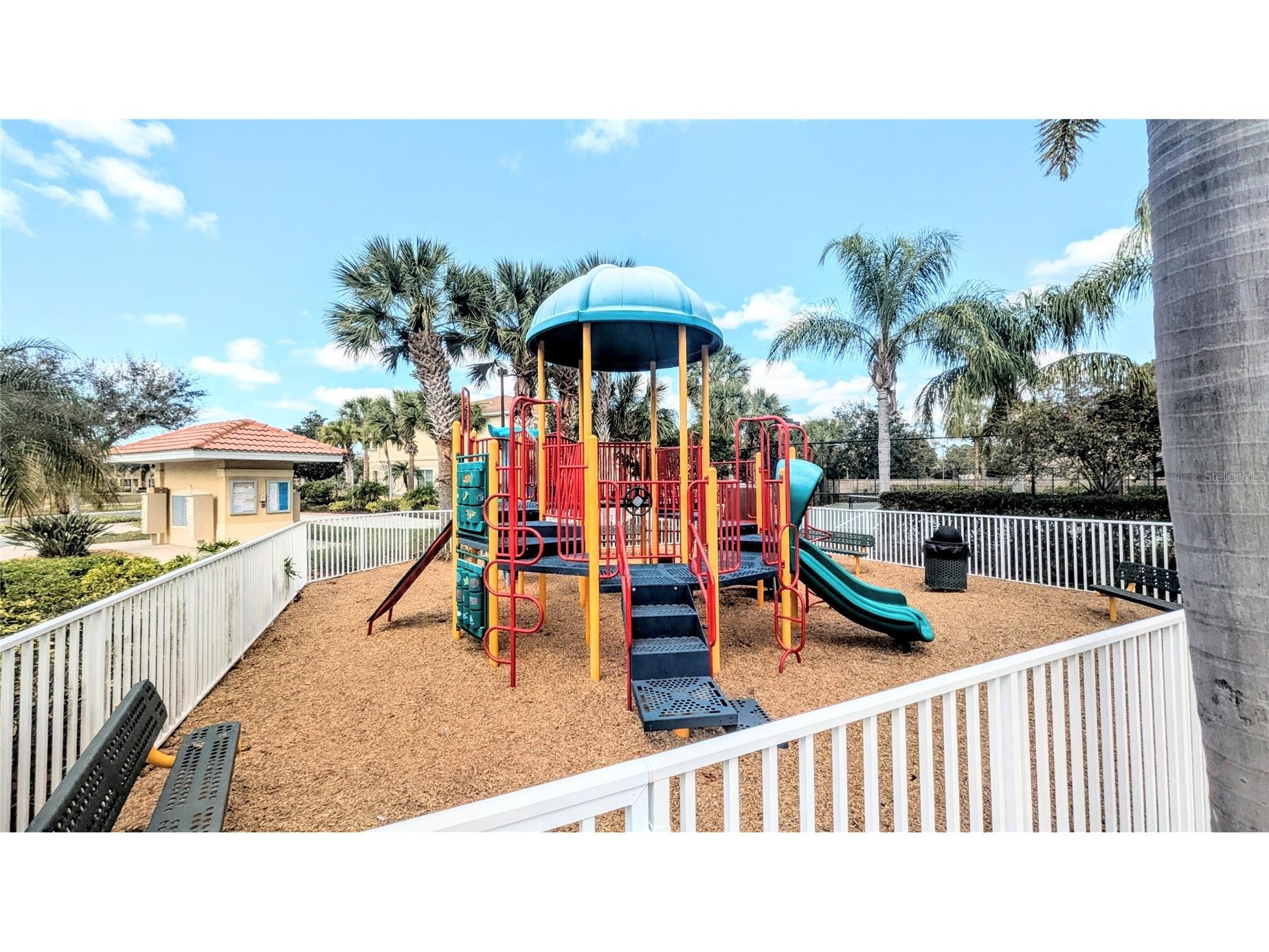 3880 82nd Avenue Circle E #101 Sarasota FL 34243 A4689510 image32