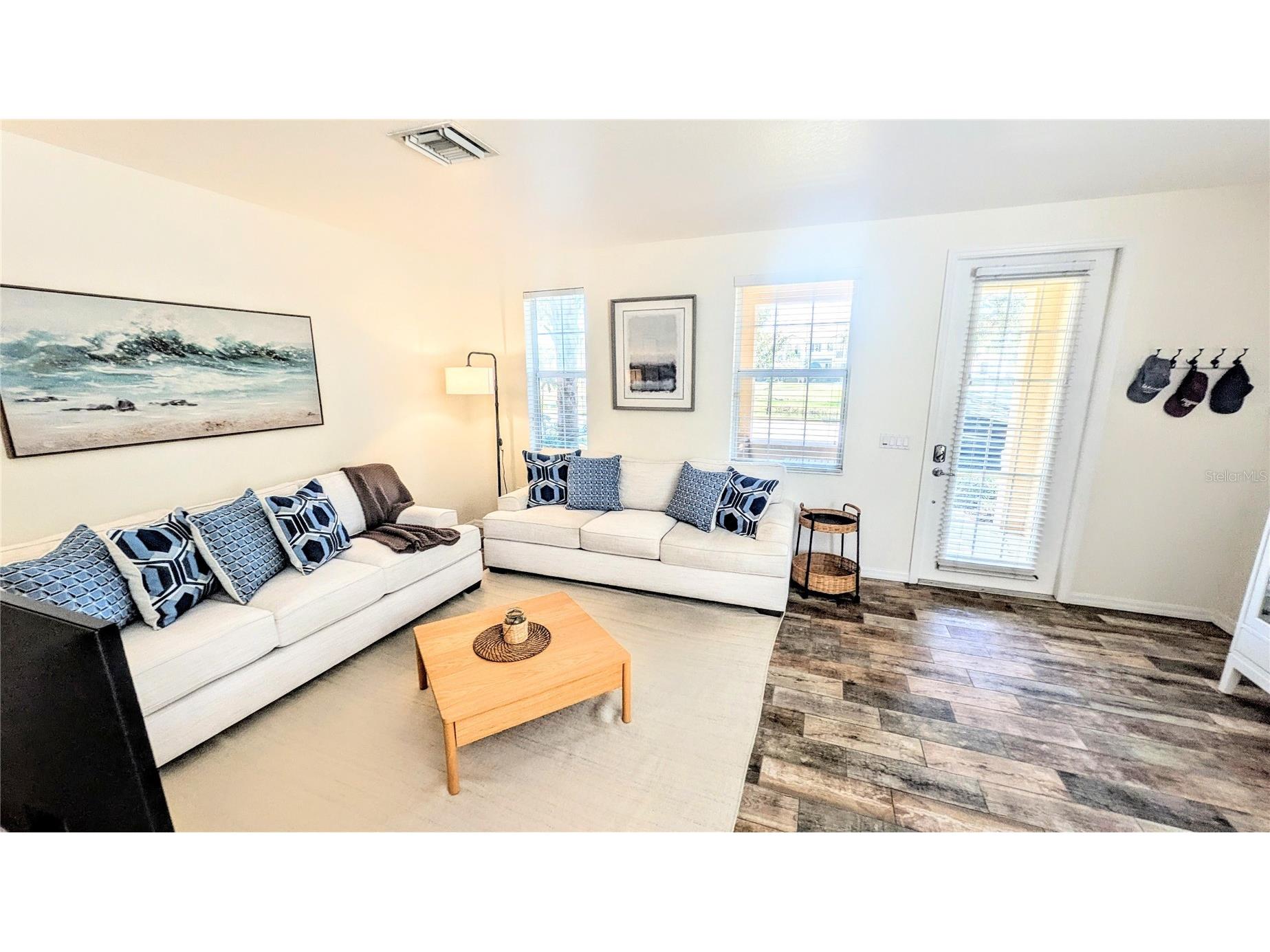 3880 82nd Avenue Circle E #101 Sarasota FL 34243 A4689510 image5