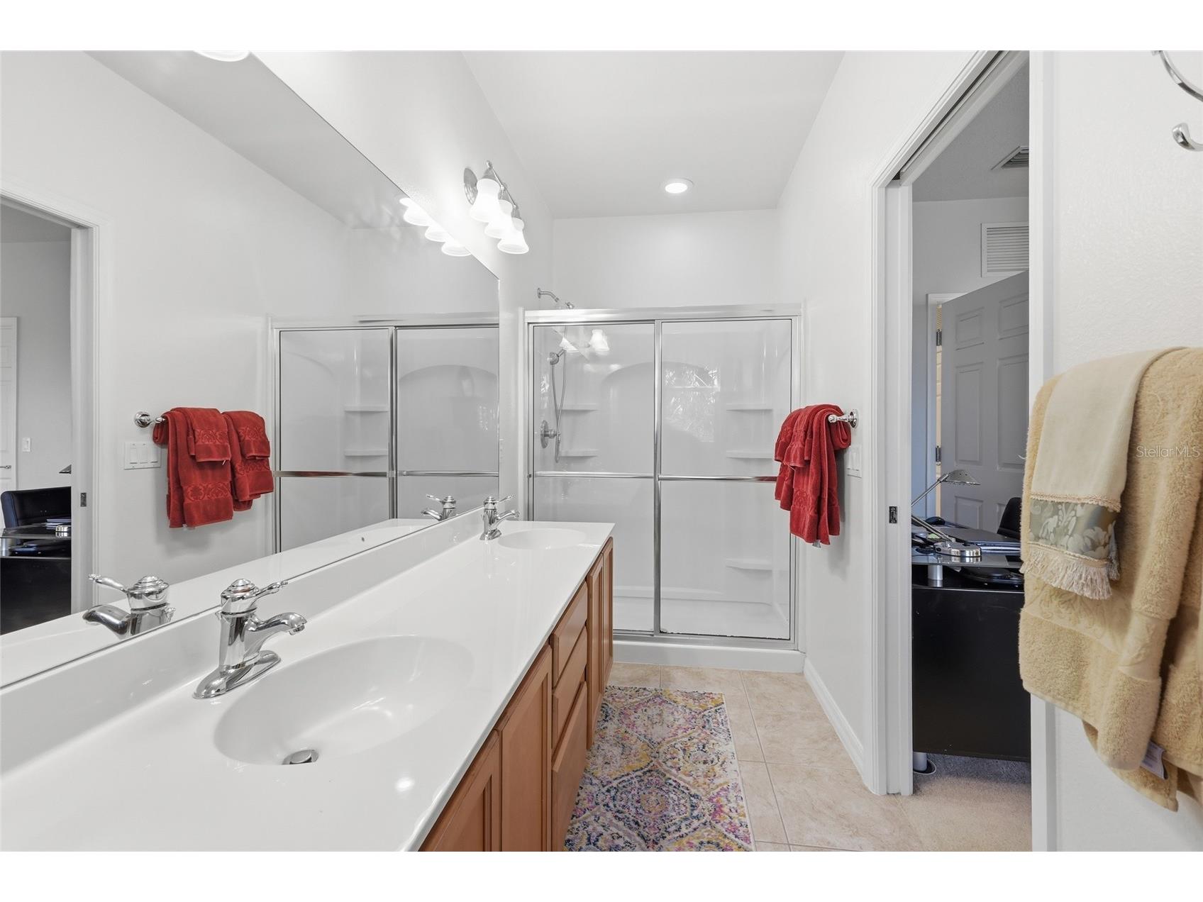 3880 82nd Avenue Circle E #104 Sarasota FL 34243 A4683885 image18