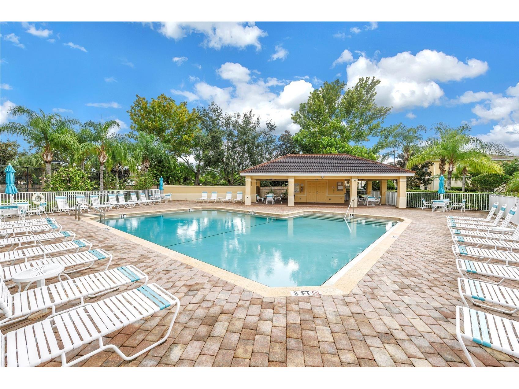 3880 82nd Avenue Circle E #104 Sarasota FL 34243 A4683885 image31