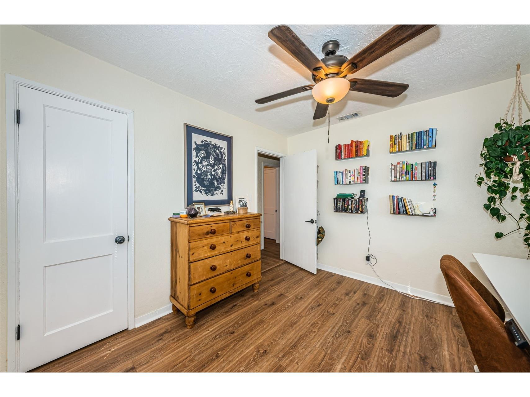 3880 Haines Road N Saint Petersburg FL 33703 TB8508023 image31