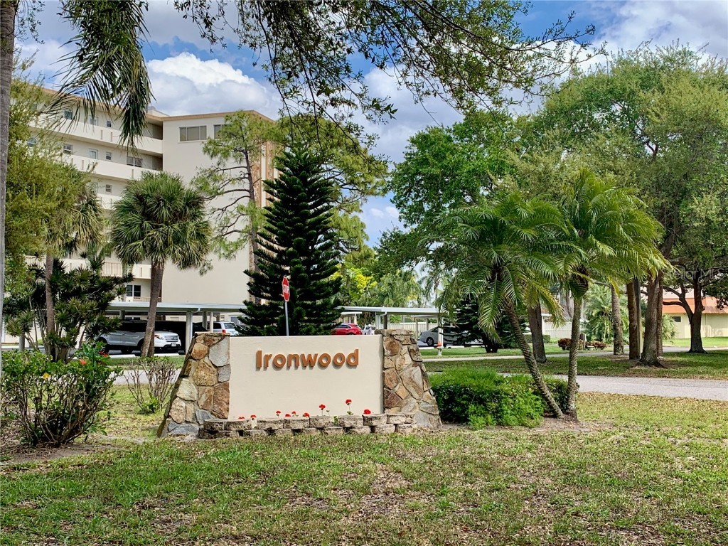 3880 Ironwood Lane #404E Bradenton FL 34209 A4561327 image1