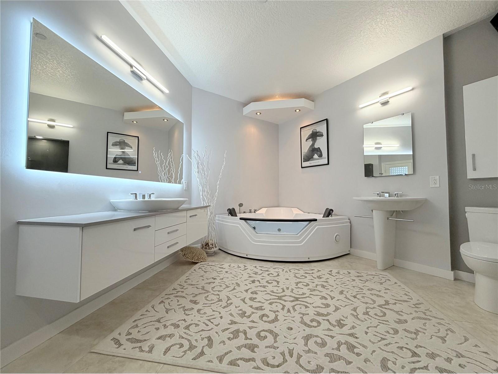 3880 N Highway A1a #104 Hutchinson Island FL 34949 - ATLANTIC OCEAN O6366375 image32