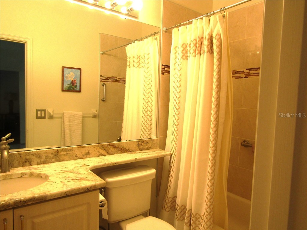 3881 Chatsworth Greene Court #20 Sarasota FL 34235 A4664393 image32