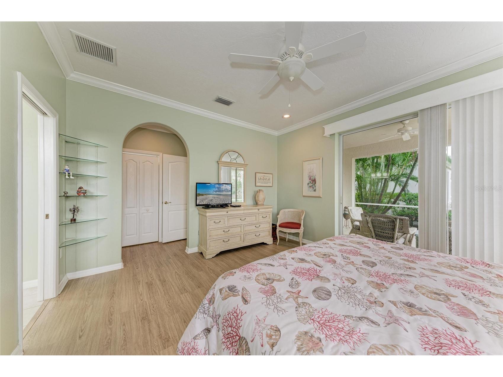 3883 Alamanda Drive Sarasota FL 34238 A4695839 image14