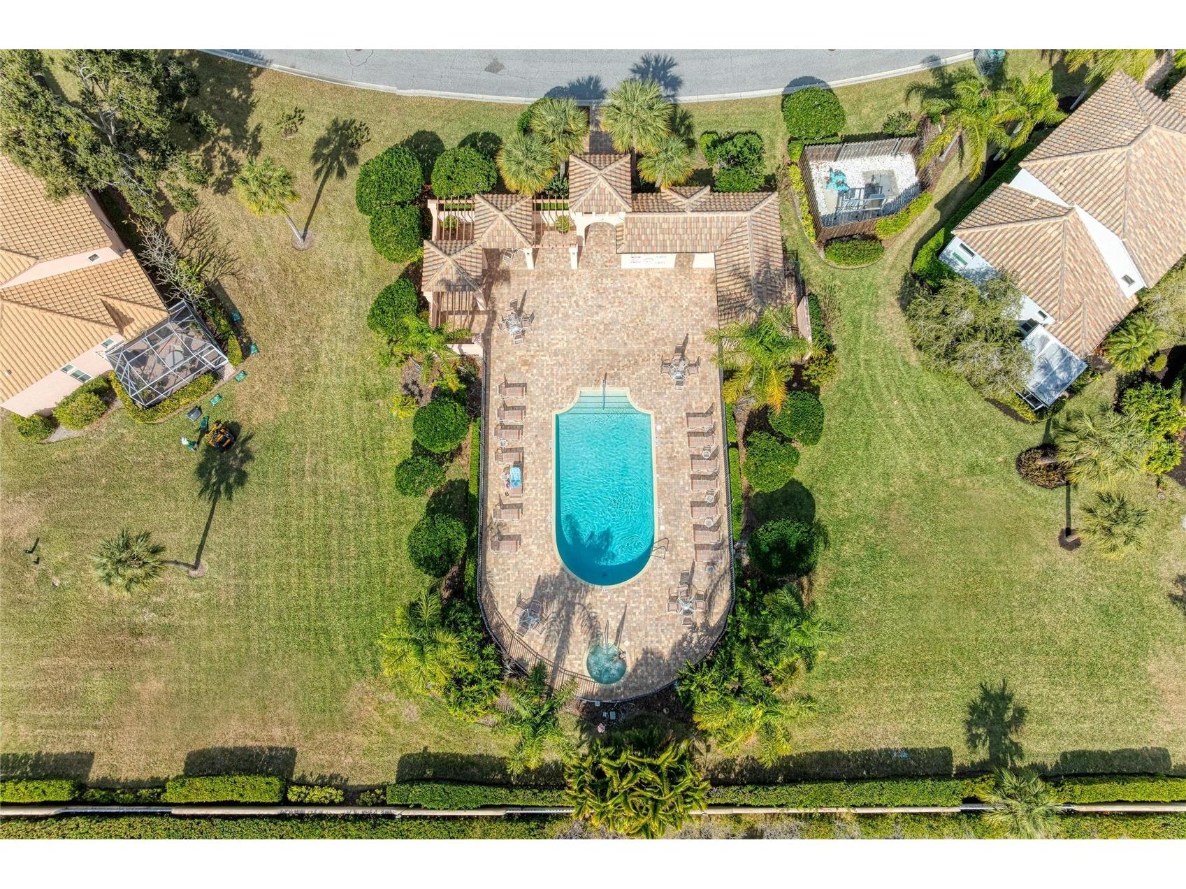 3883 Alamanda Drive Sarasota FL 34238 A4695839 image25