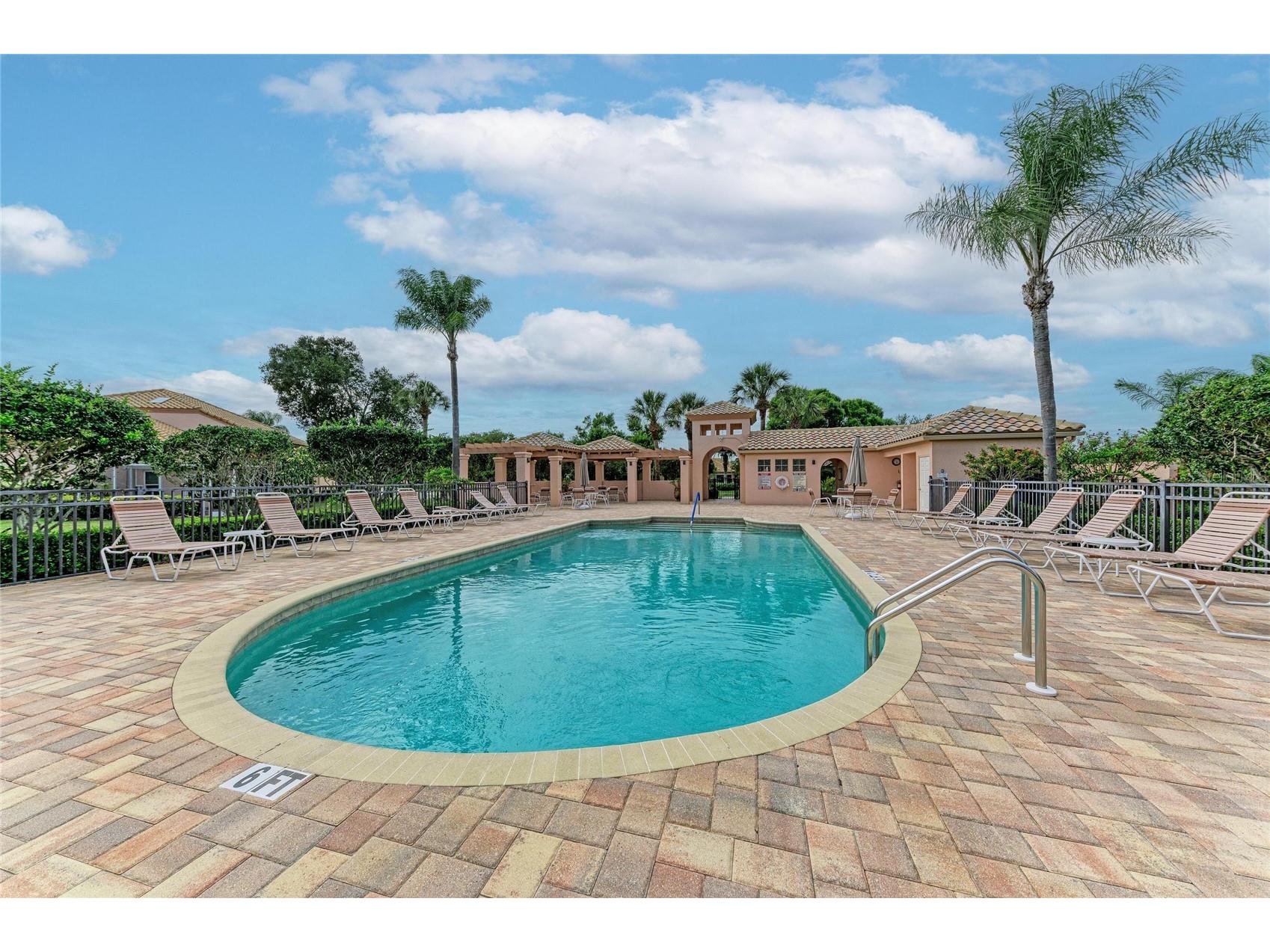 3883 Alamanda Drive Sarasota FL 34238 A4695839 image29