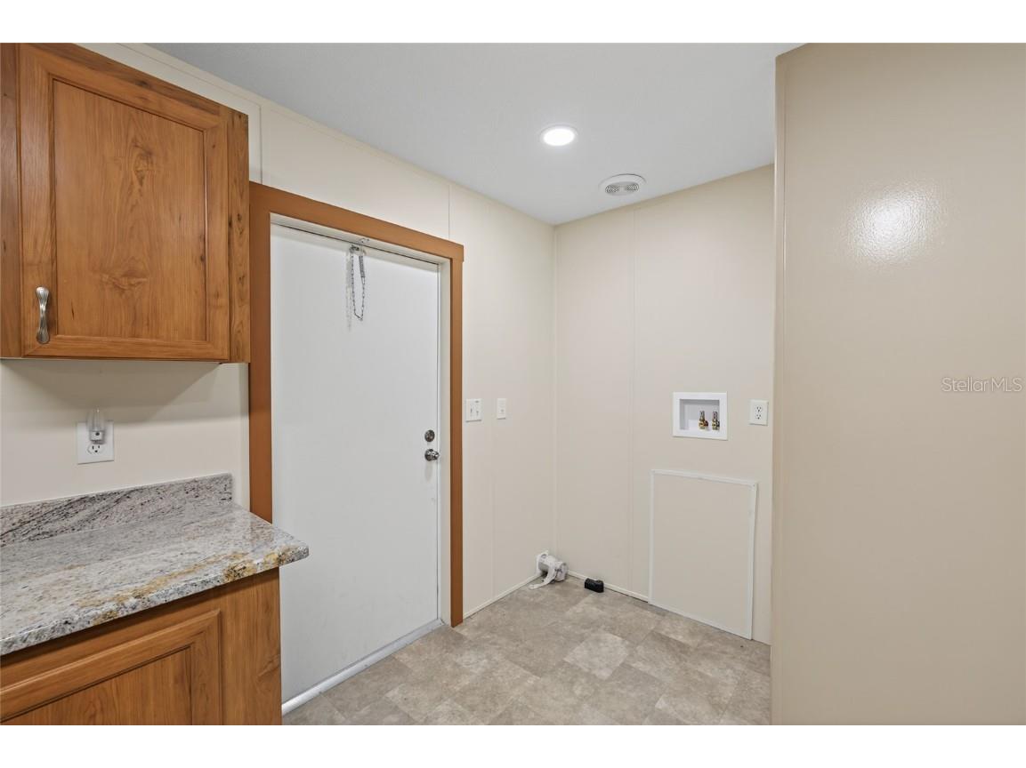 3883 SE 55th Court Ocala FL 34480 OM713378 image9