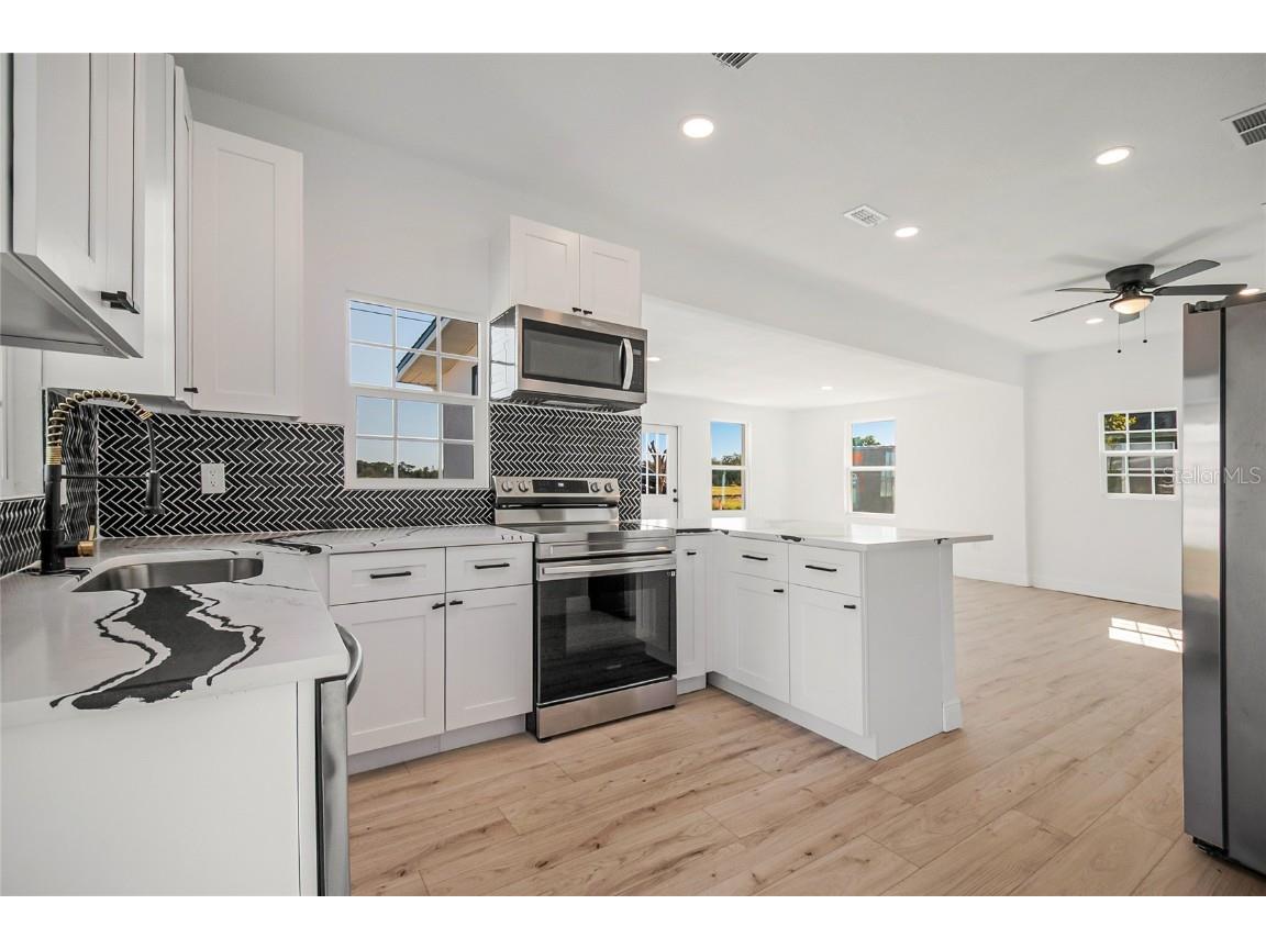 38835 Pine Street Umatilla FL 32784 S5138326 image24