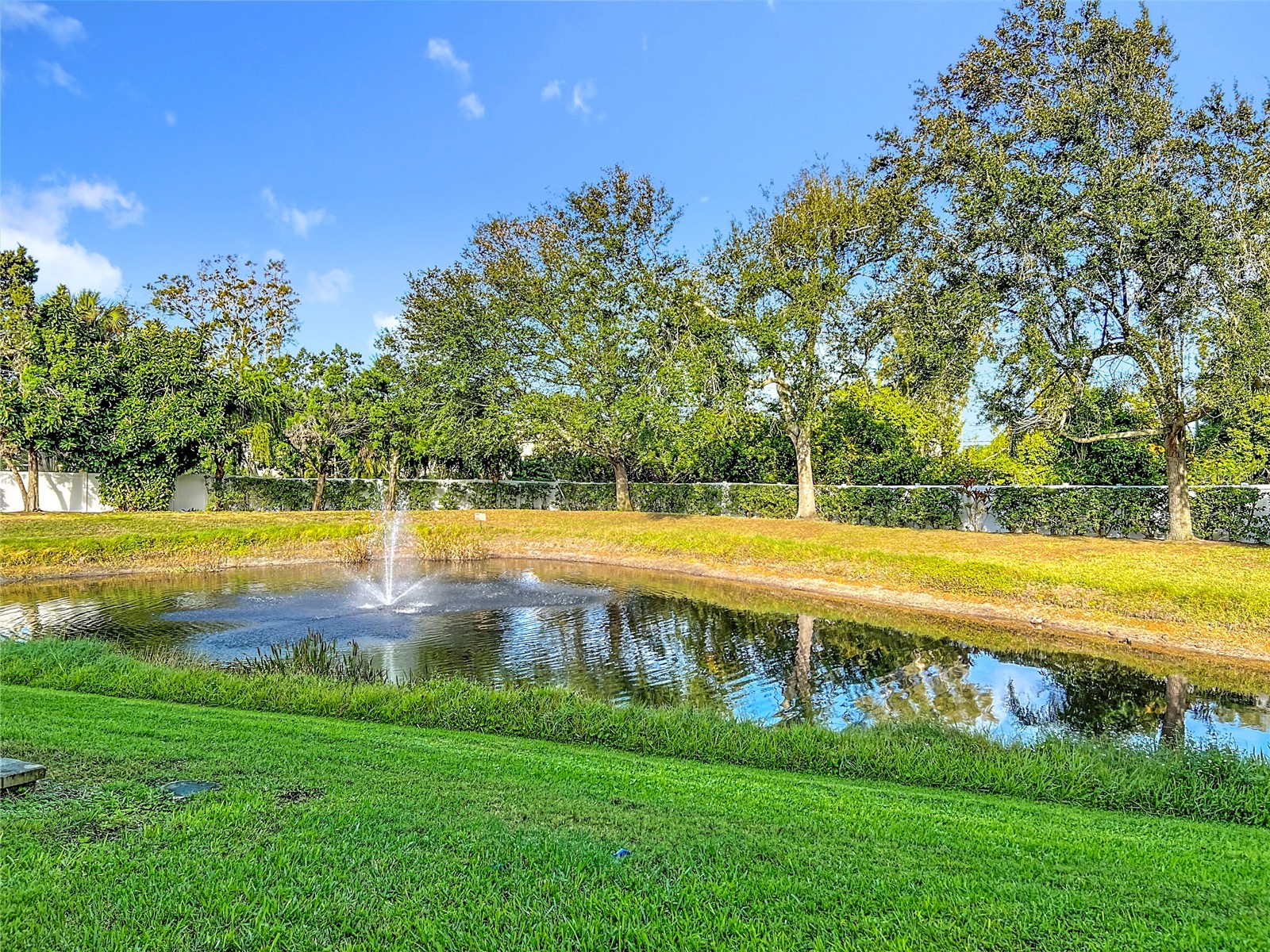 3884 Deberry Drive Sarasota FL 34233 A4691111 image38