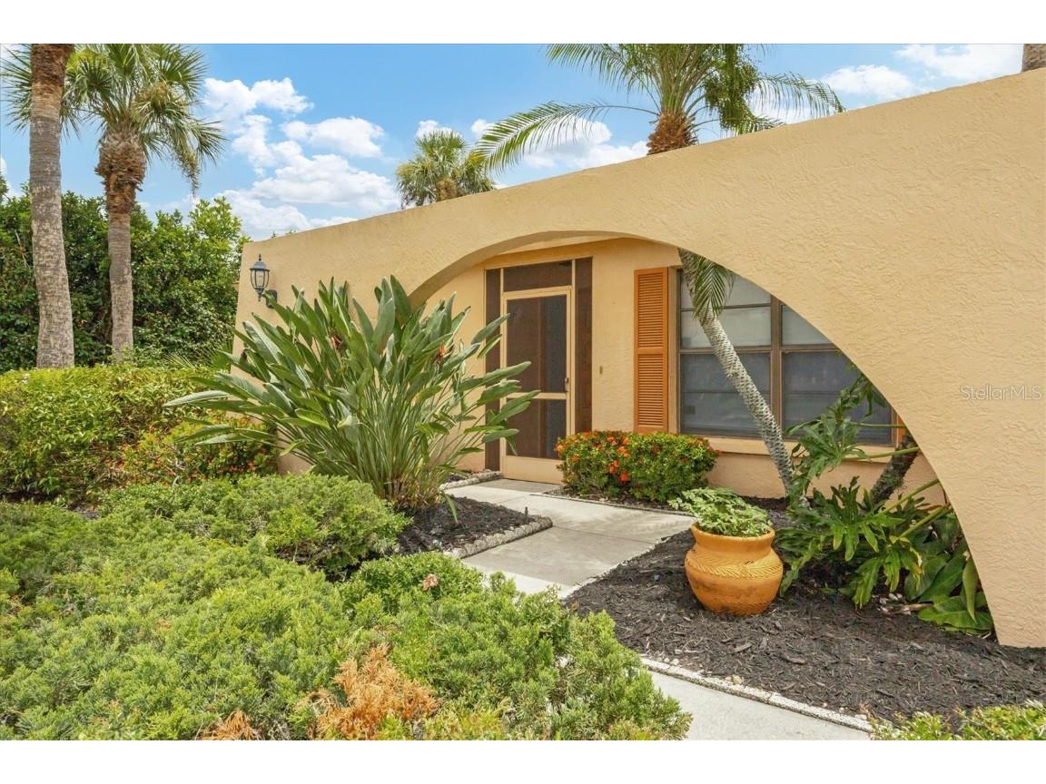 3884 Kingston Boulevard Sarasota FL 34238 A4616849 image1
