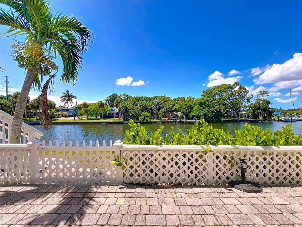 3885 Pompano Drive SE #B Saint Petersburg FL 33705 TB8439915 image11