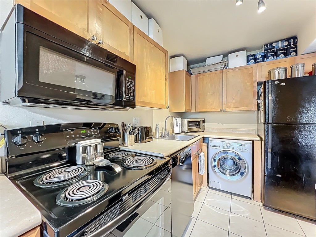 3885 Pompano Drive SE #B Saint Petersburg FL 33705 TB8439915 image5