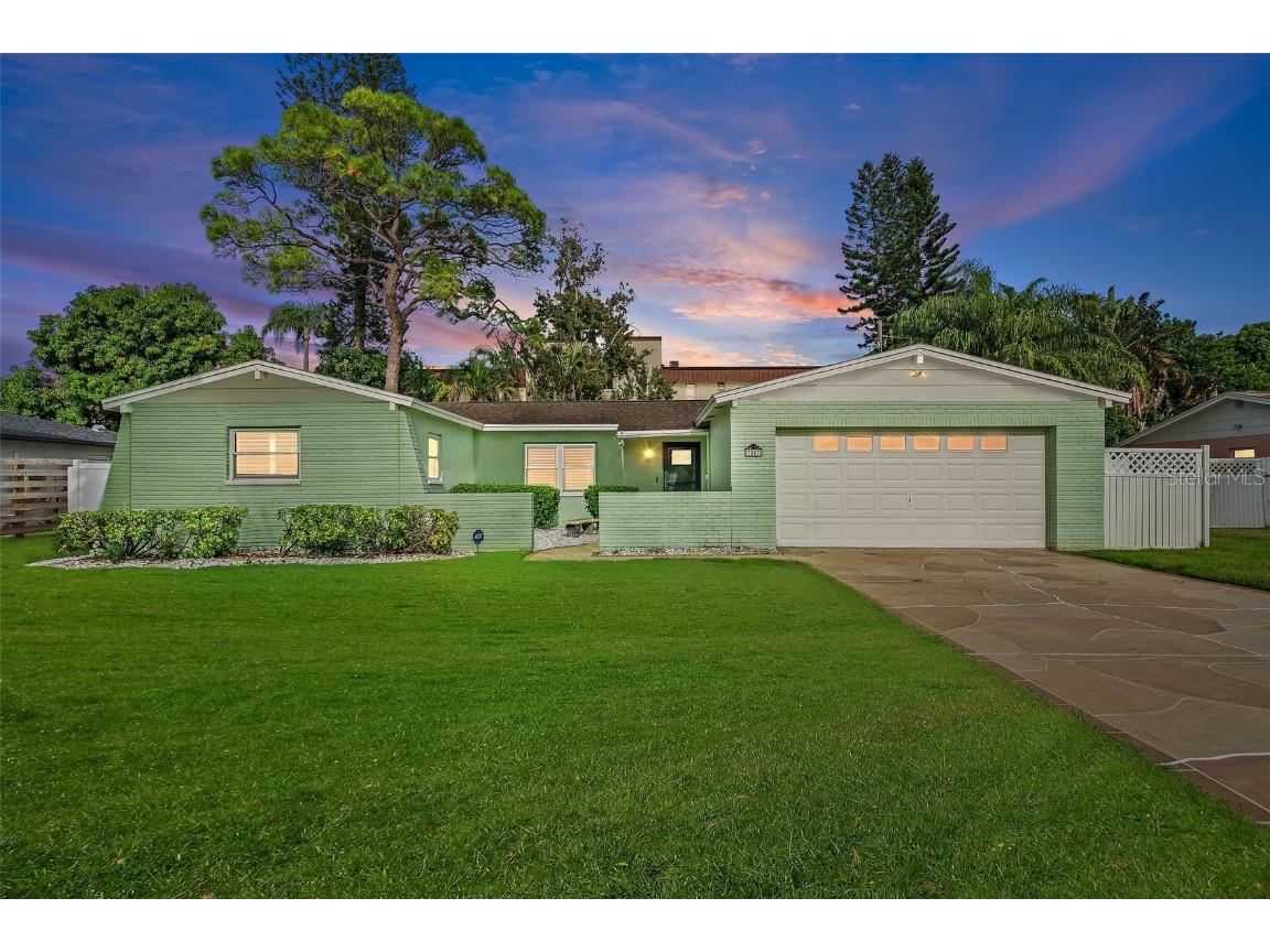 3887 50th Avenue S Saint Petersburg FL 33711 TB8317233 image1