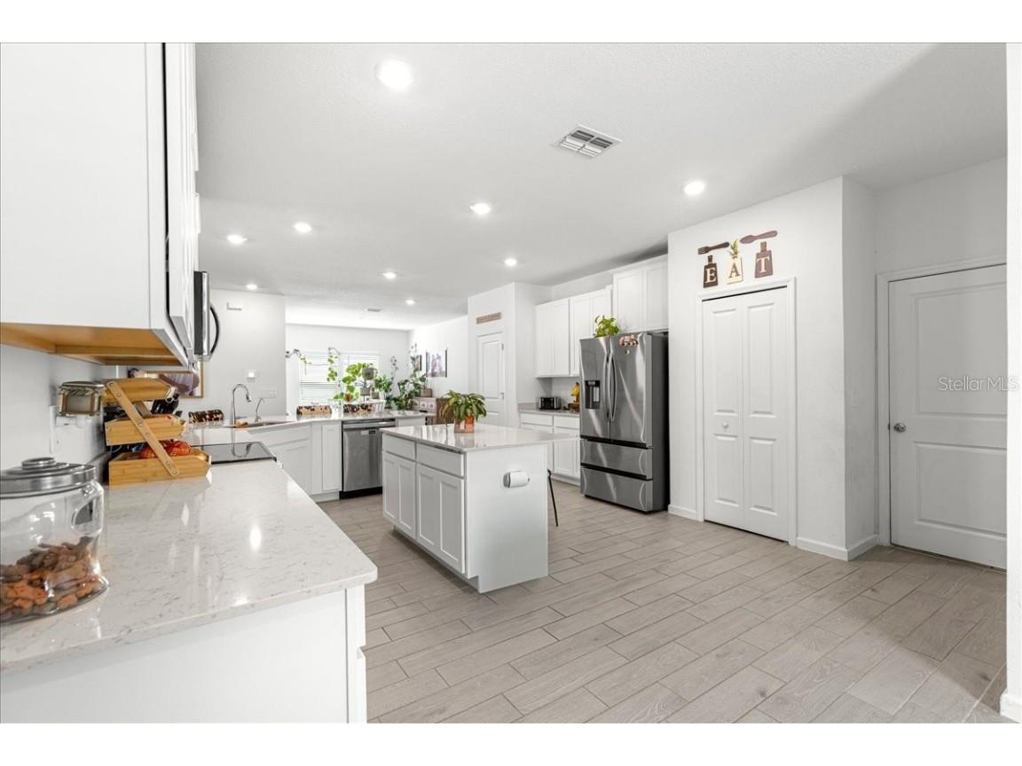 3889 NE 33 Terrace Ocala FL 34479 OM710358 image8