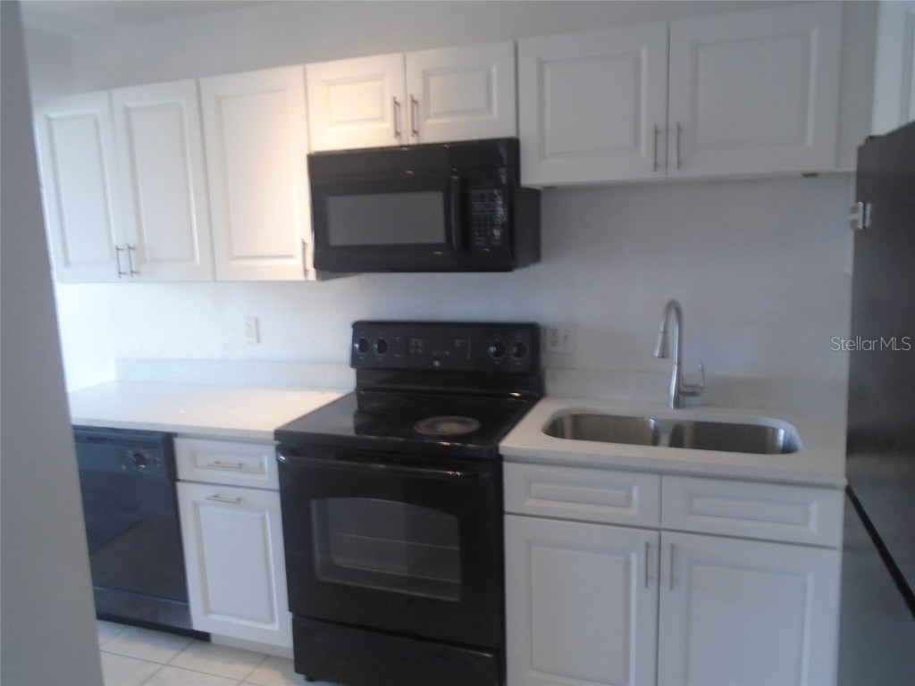 3889 Pompano Drive SE #D Saint Petersburg FL 33705 TB8447265 image12