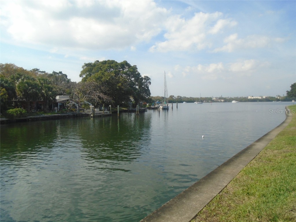 3889 Pompano Drive SE #D Saint Petersburg FL 33705 TB8447265 image17