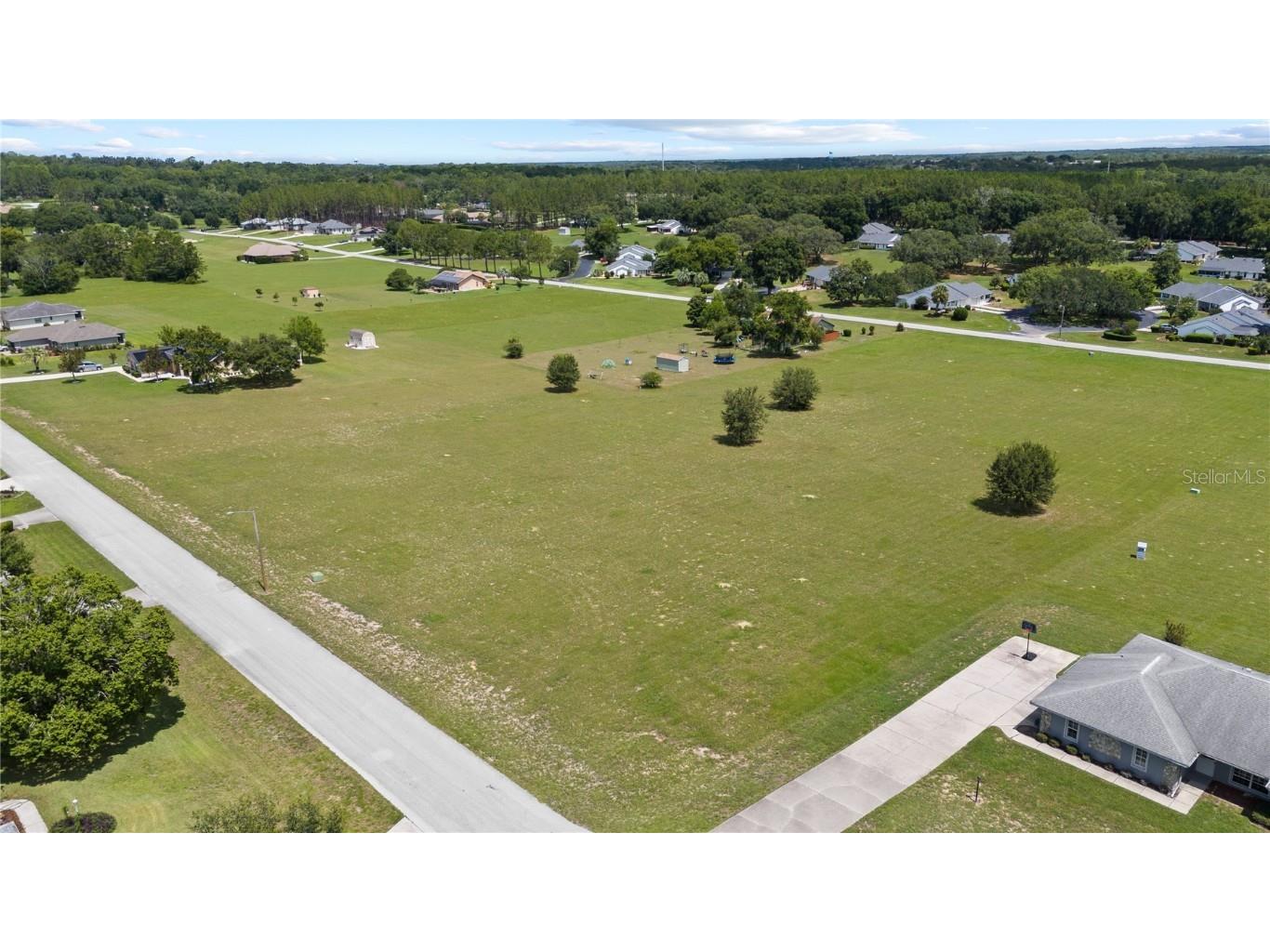 389 E Cumberland Court Hernando FL 34442 TB8400789 image1