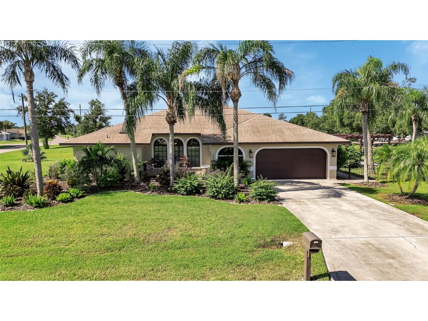 389 Fortaleza Street Punta Gorda FL 33983 C7496500 image1