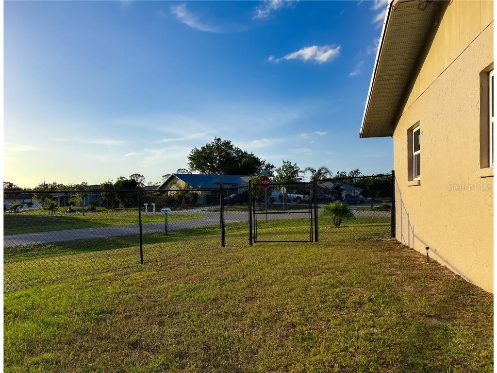 389 Millport Street NW Port Charlotte FL 33948 A4647971 image28