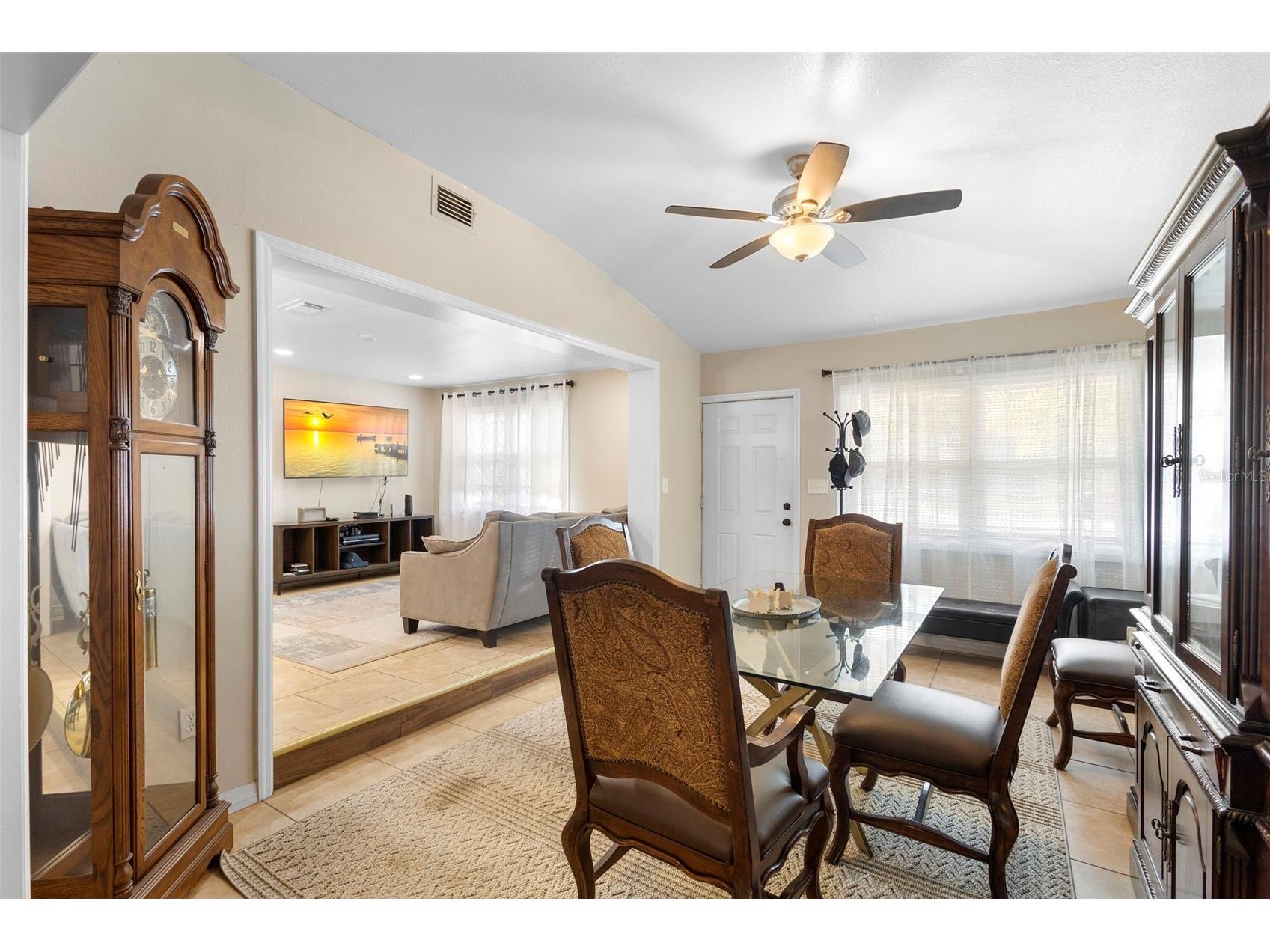 389 Park Avenue Orange City FL 32763 V4946604 image15