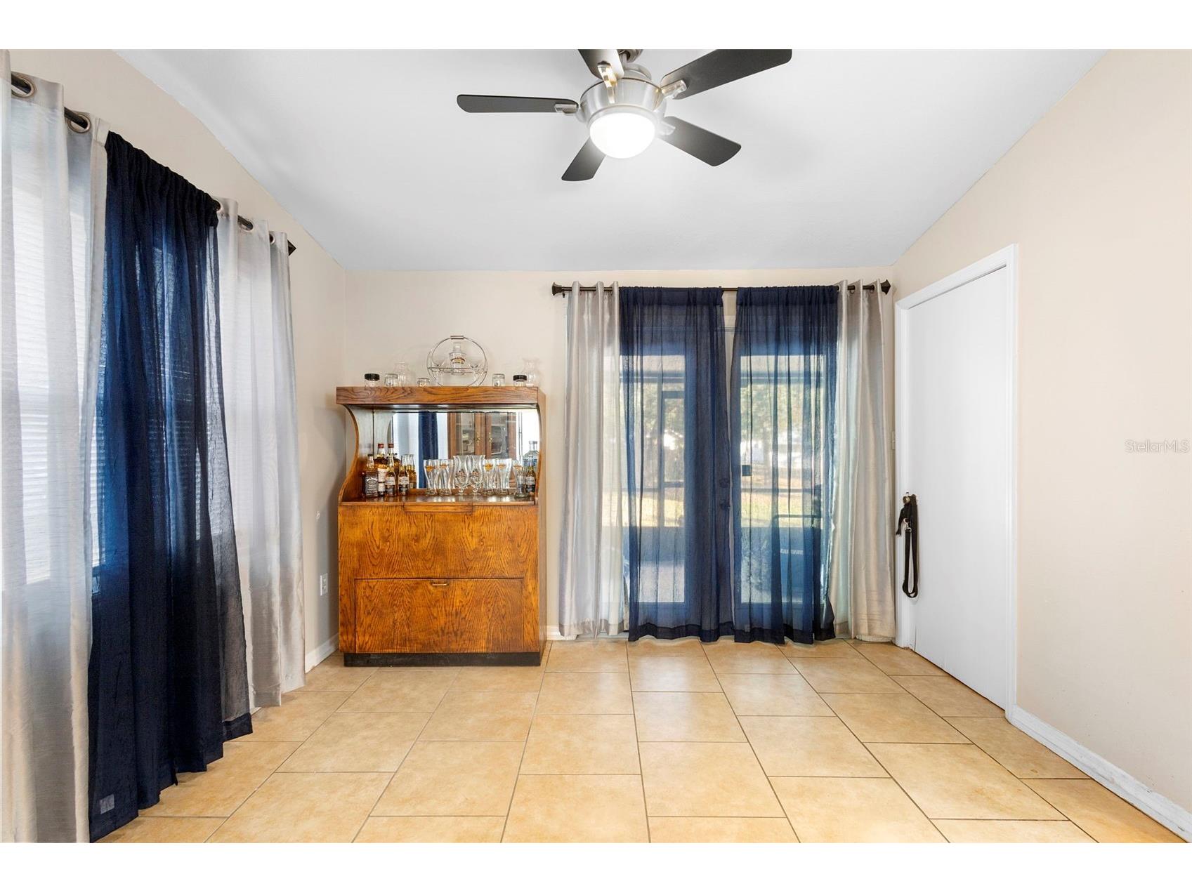 389 Park Avenue Orange City FL 32763 V4946604 image22