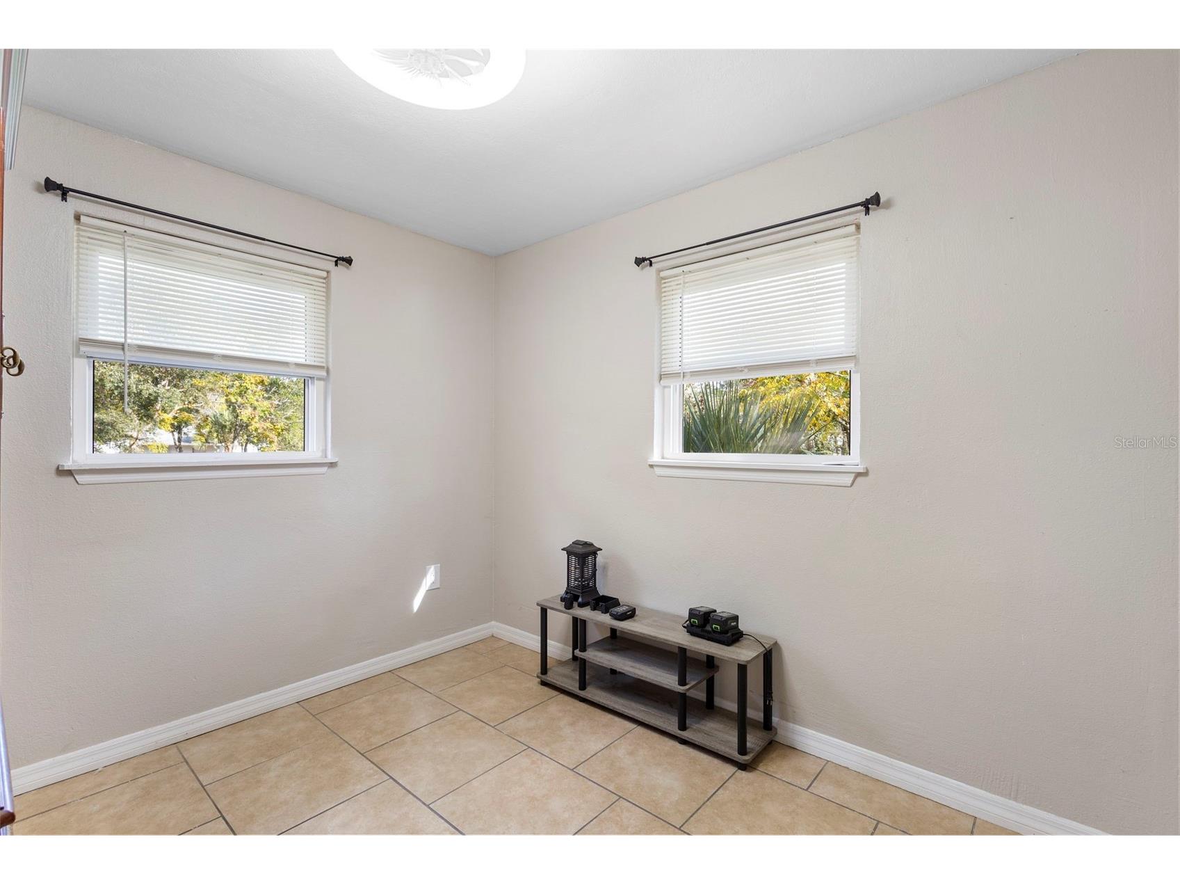 389 Park Avenue Orange City FL 32763 V4946604 image24