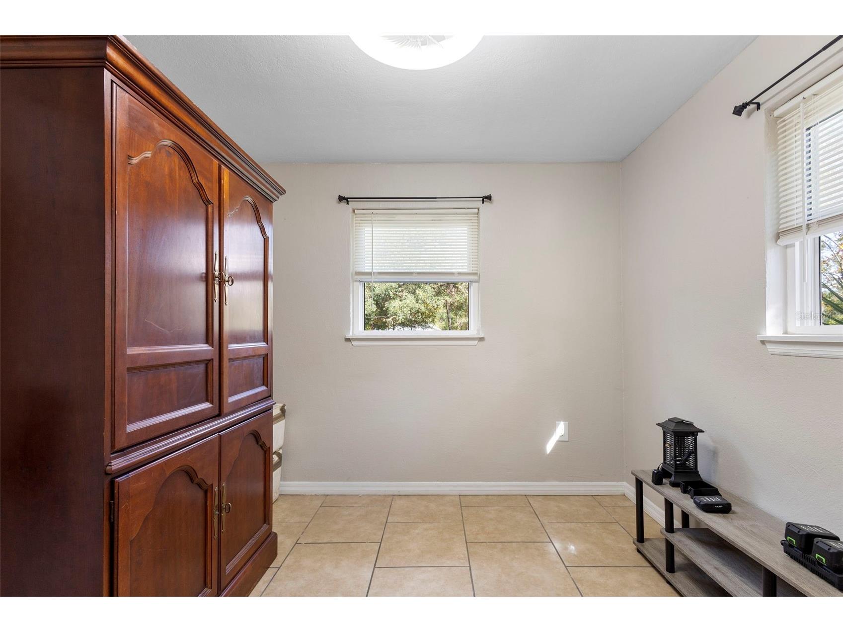 389 Park Avenue Orange City FL 32763 V4946604 image25