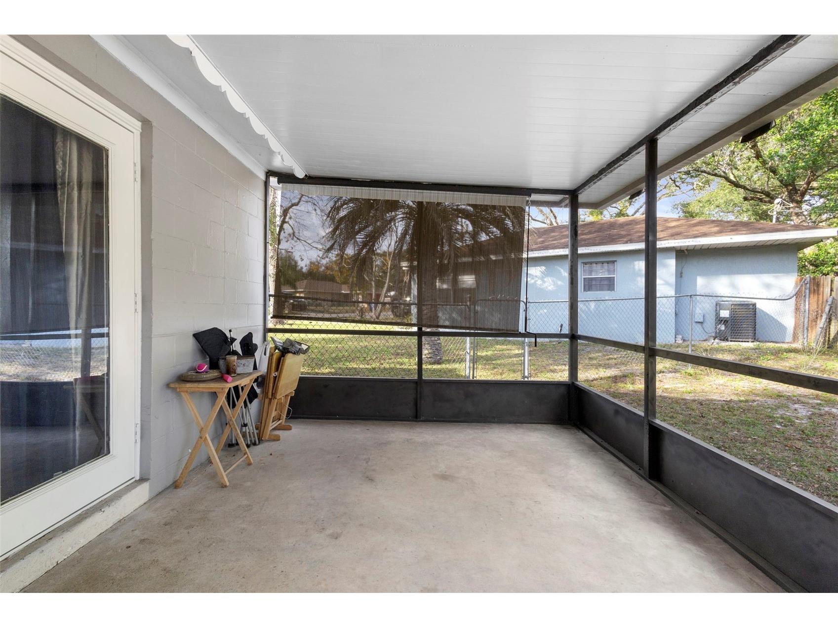 389 Park Avenue Orange City FL 32763 V4946604 image27