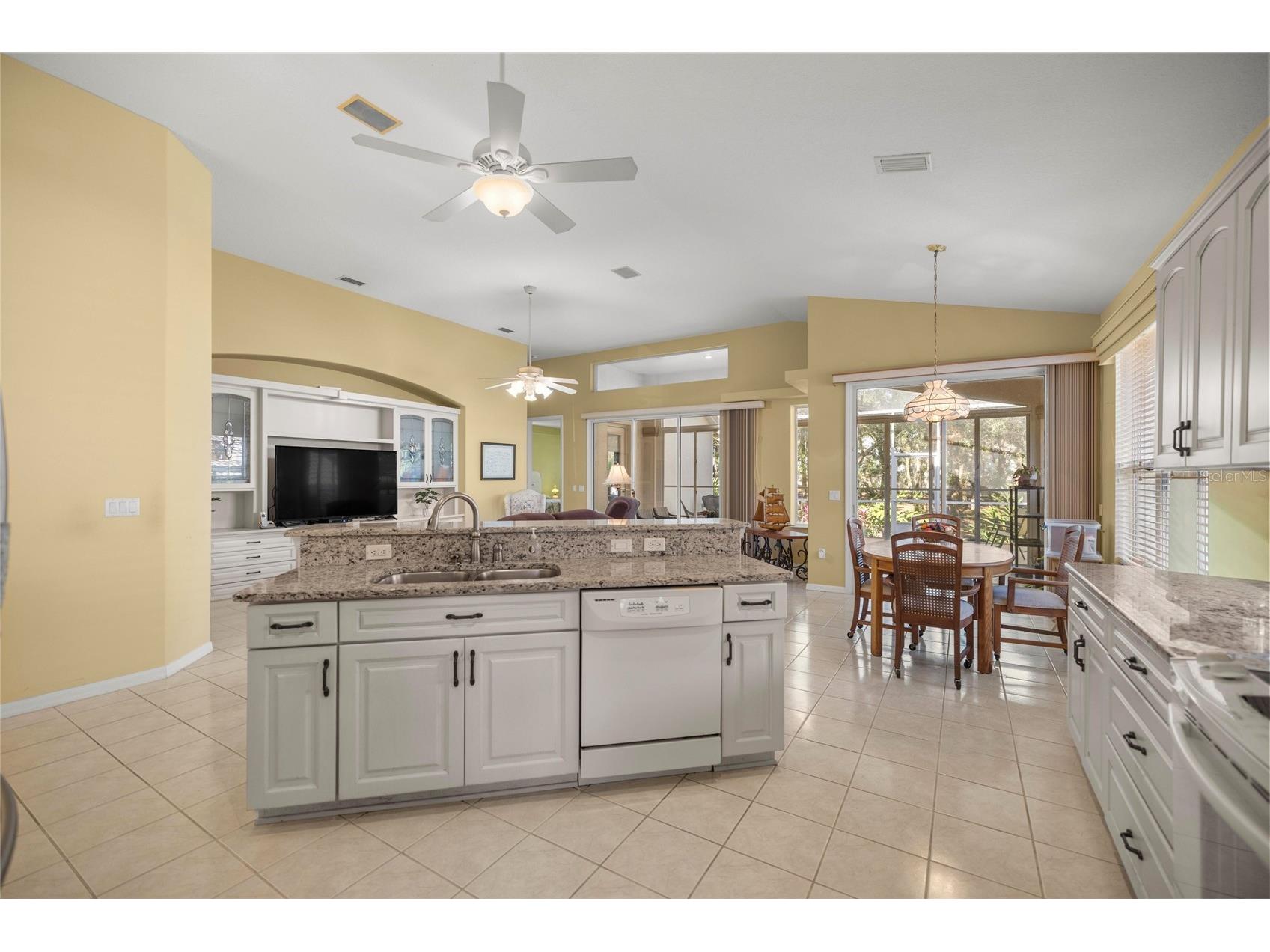 389 W Doerr Path Hernando FL 34442 OM728159 image16