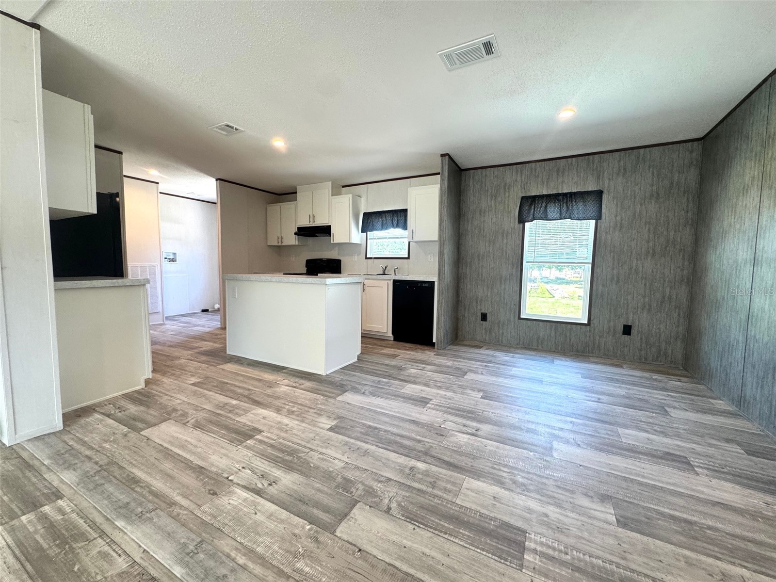 389 Waterview Drive Polk City FL 33868 B4902239 image4